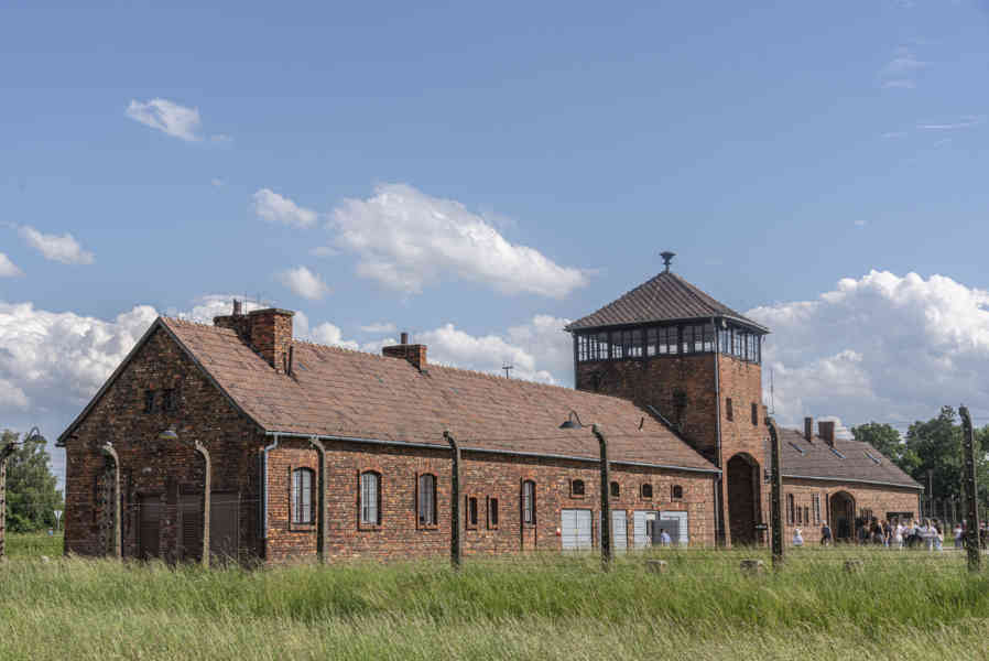 Polonia 053 - Auschwitz ll-Birkenau.jpg